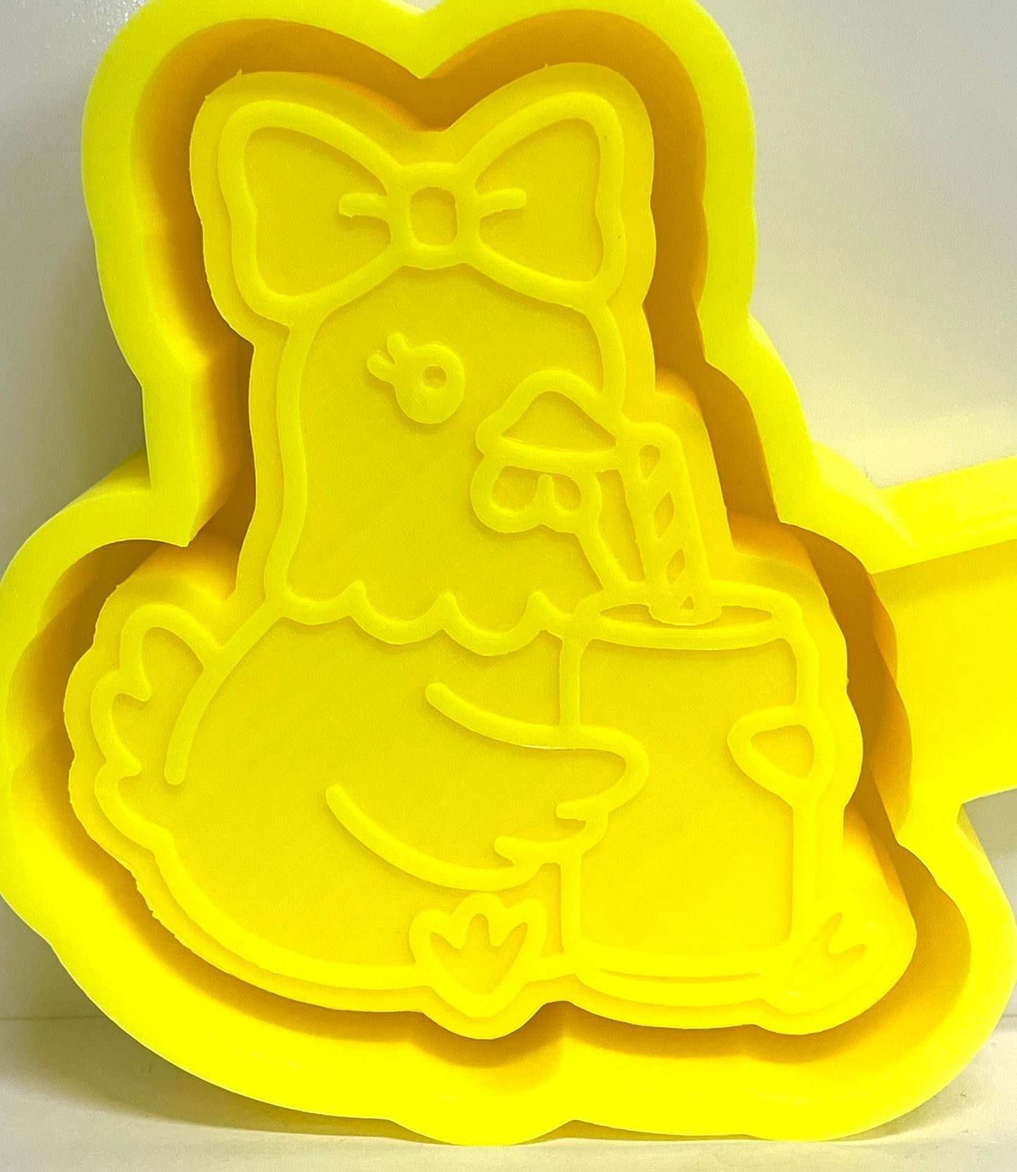 Lil Chicken with Drink Mold