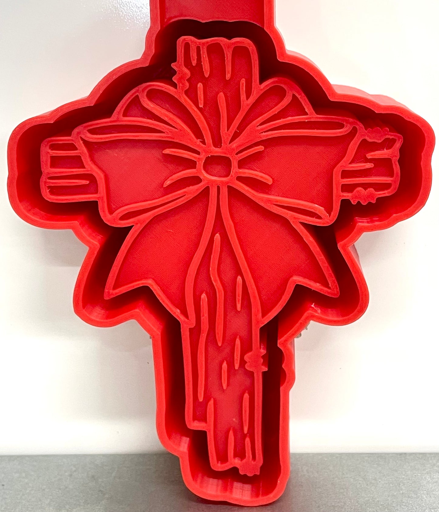 Rugged Cross with Bow Mold