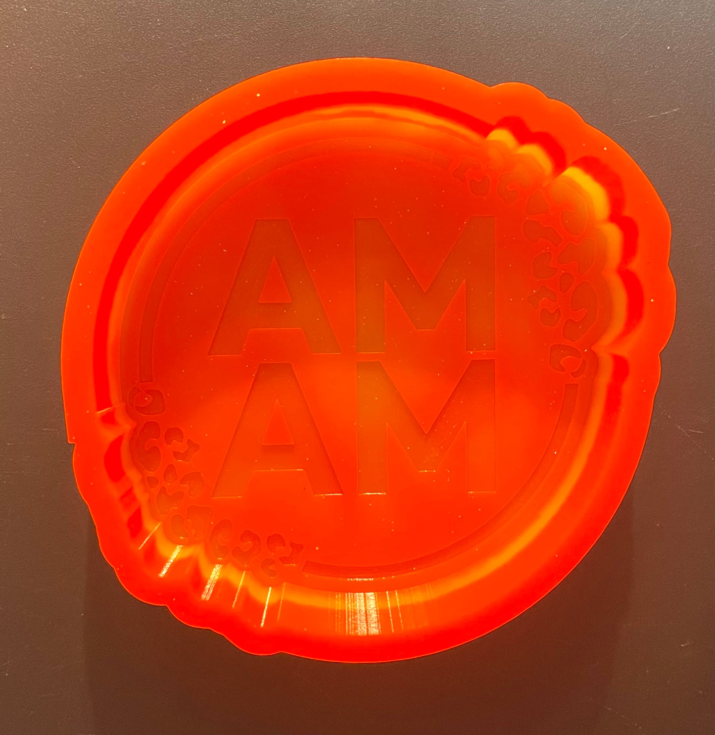 Mama Cheetah Circle Mold