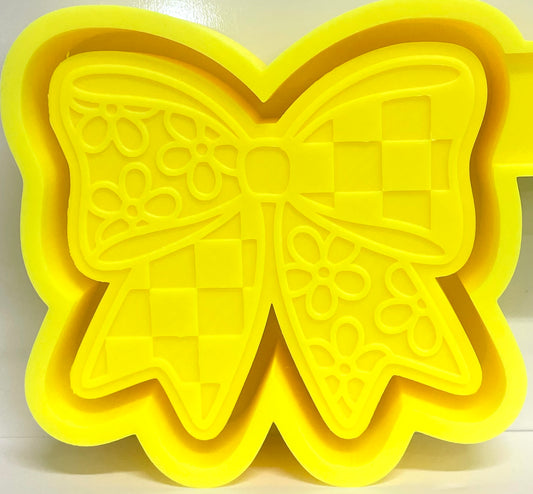 Checkered and Flowery Bow Mold