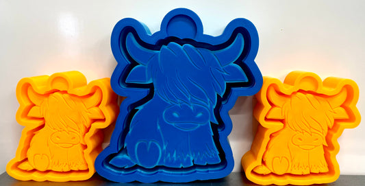 Sideways Sitting Highland Cow & Vent Clip Mold Set