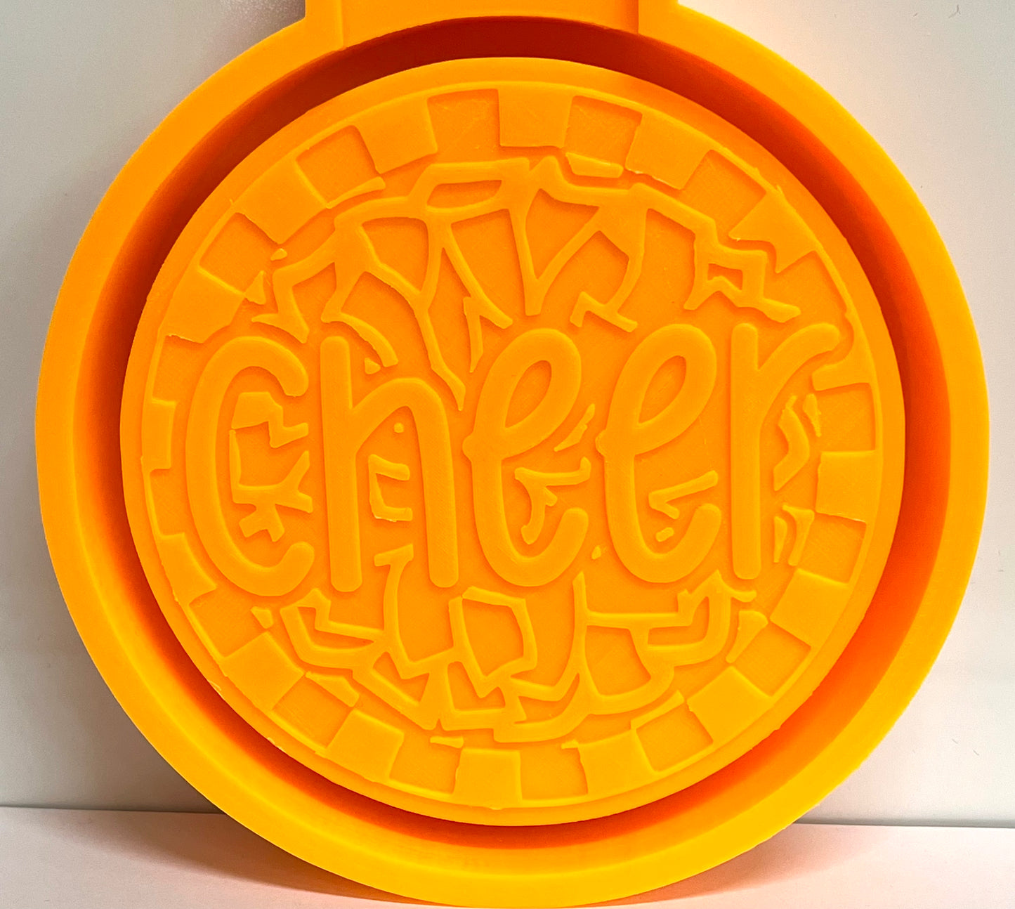 Checkered Circle Cheer Pom Pom Mold