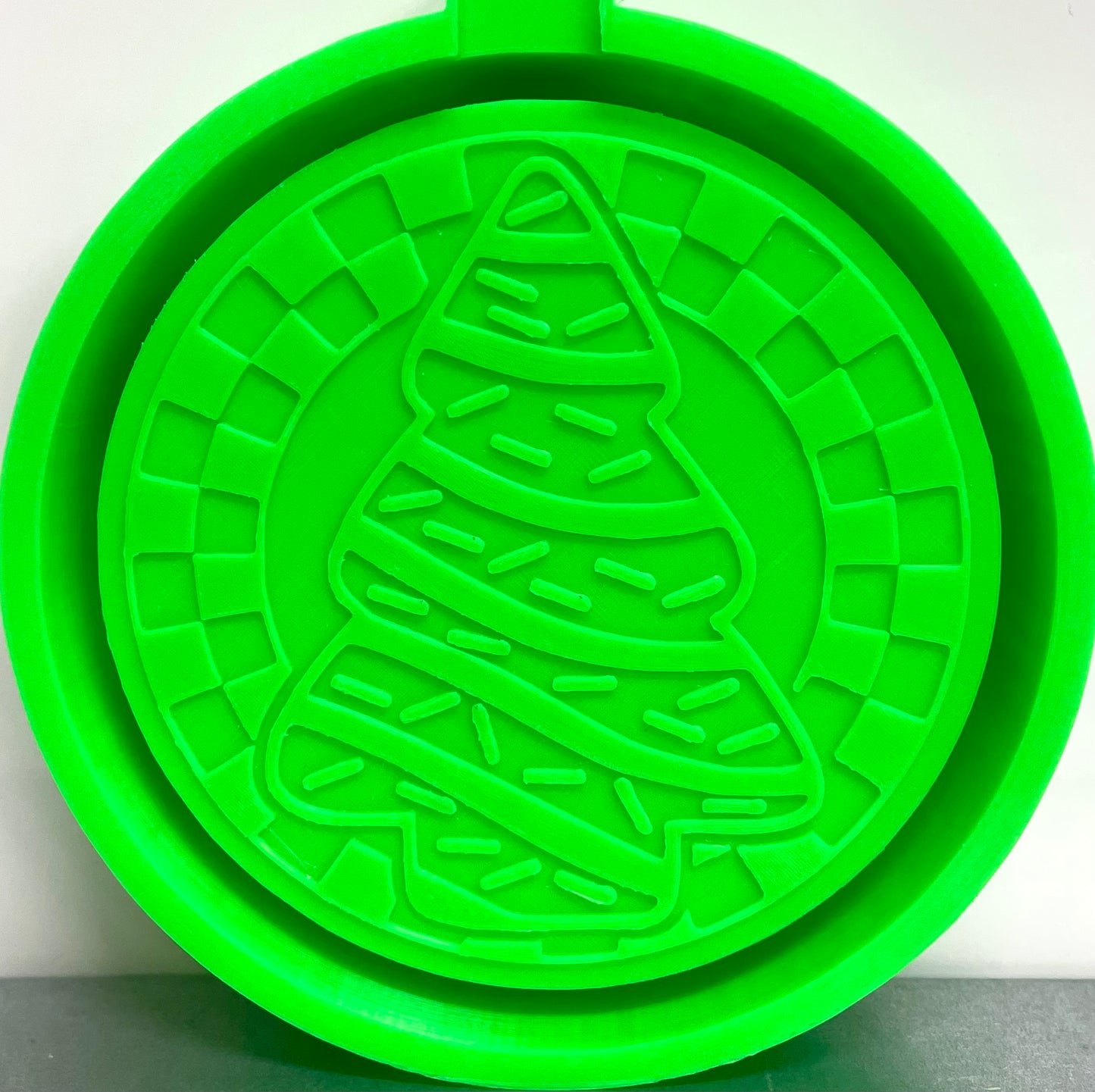 Checkered Circle Tree Snack Cake Mold