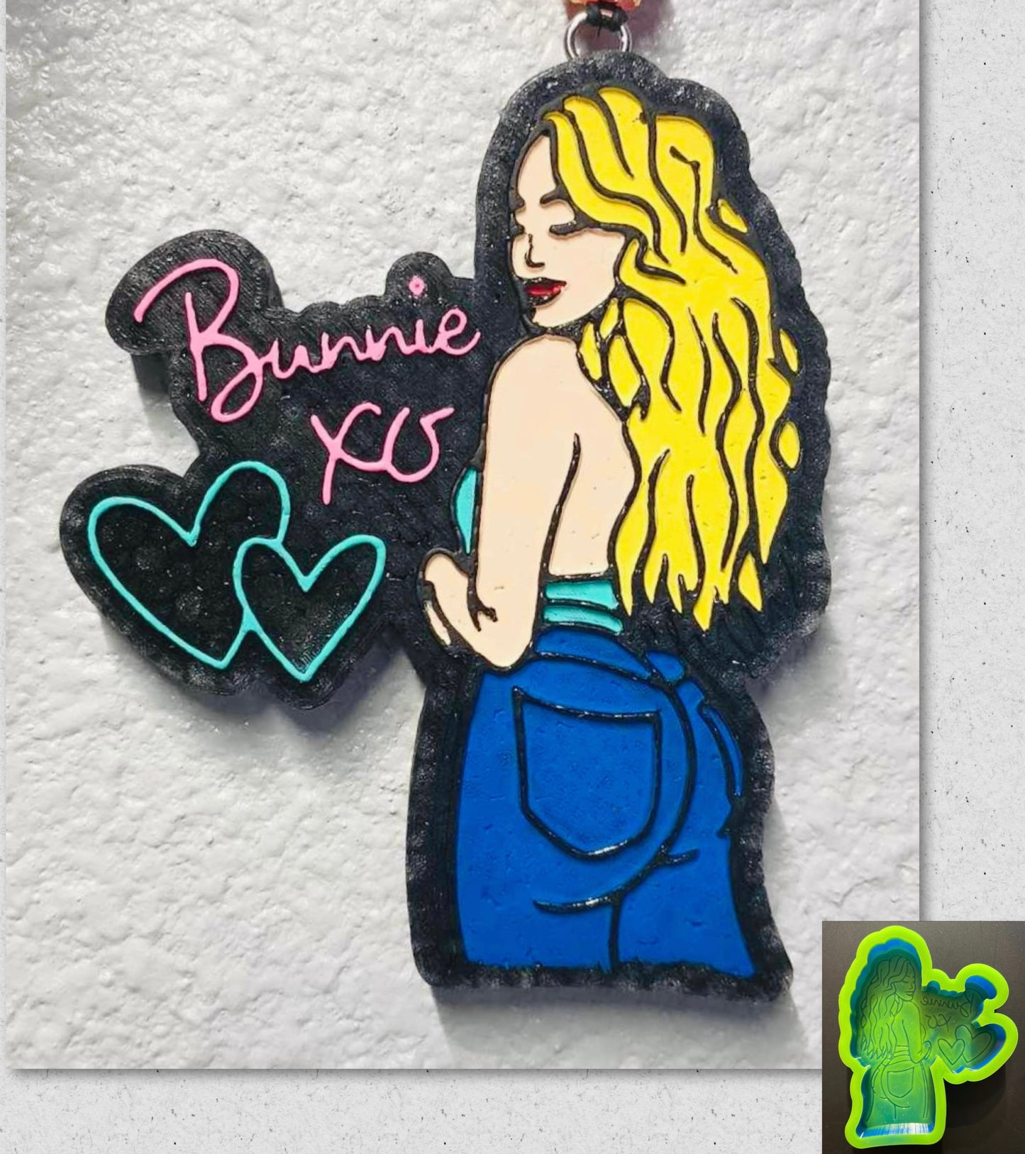 Hot Girl XO Mold