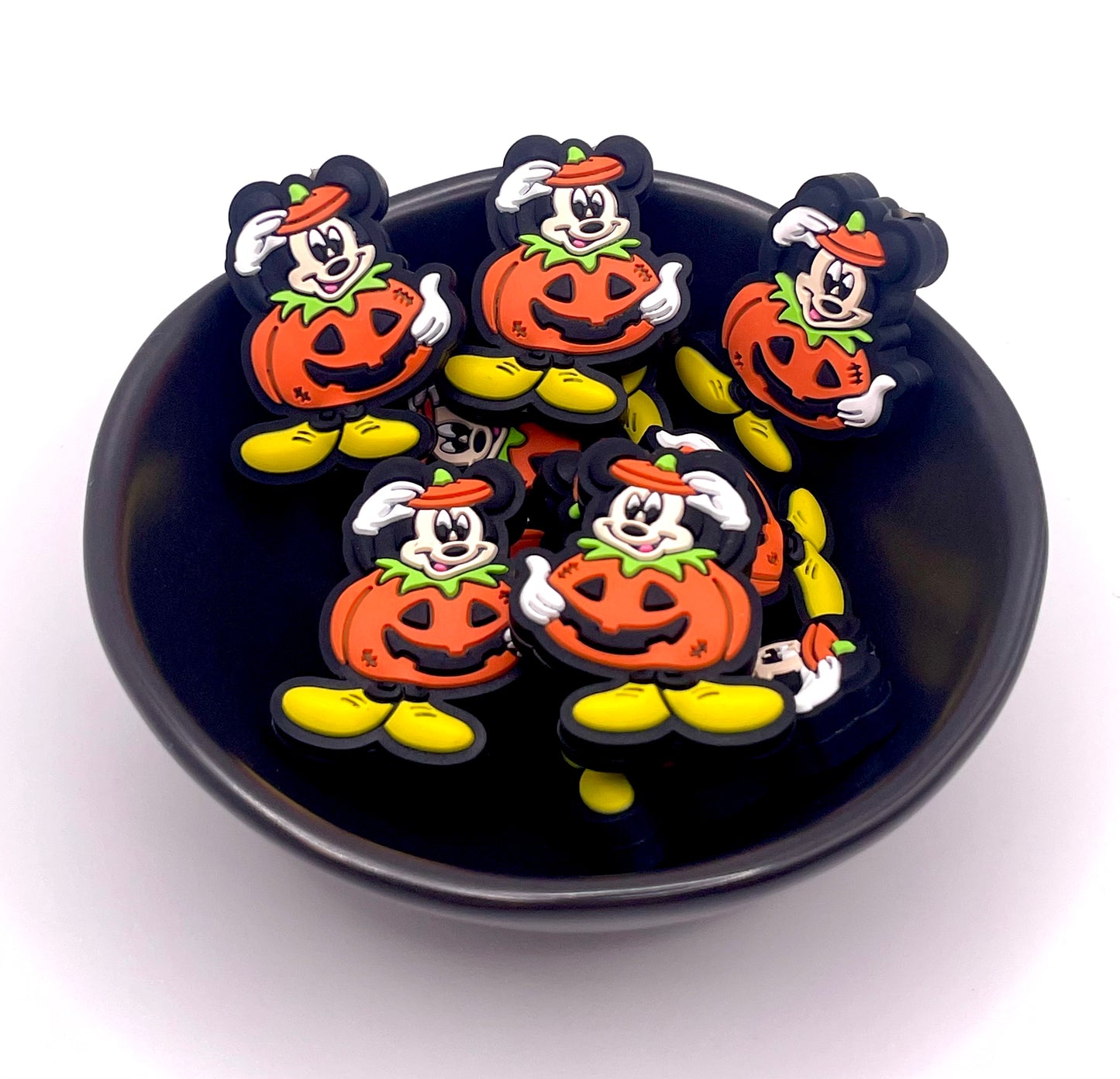 Mouse in Pumpkin Focal Bead