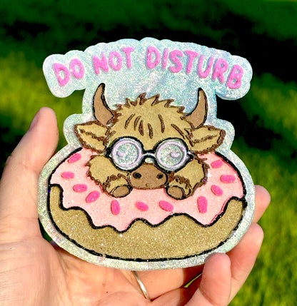 Do Not Disturb Sunglasses Highland Cow Mold