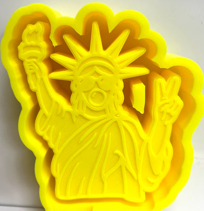 Lady Liberty Blowing Bubble Mold