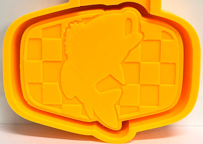 Checkered Buckle with Fish Mold
