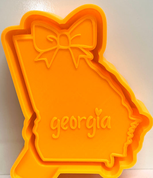 Georgia with Bow Mold