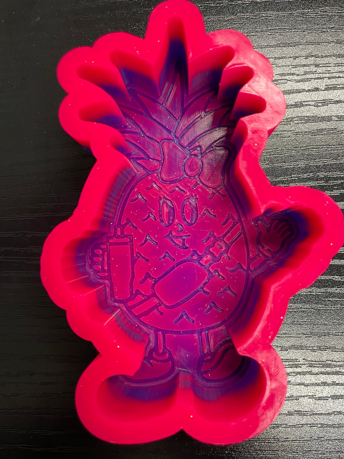 Boujee Pineapple Mold