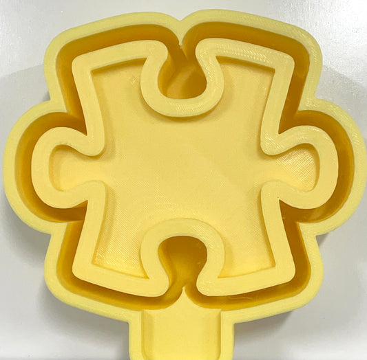 Puzzle Piece Shaker Mold