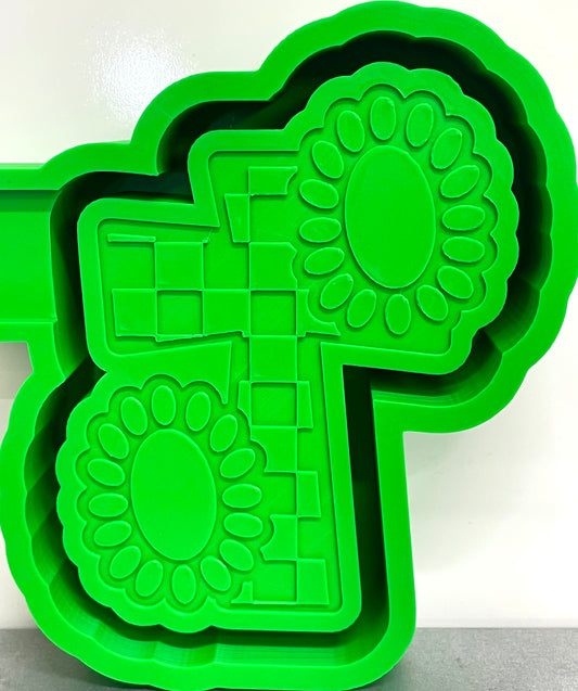 Checkered Cross with Conchos Mold