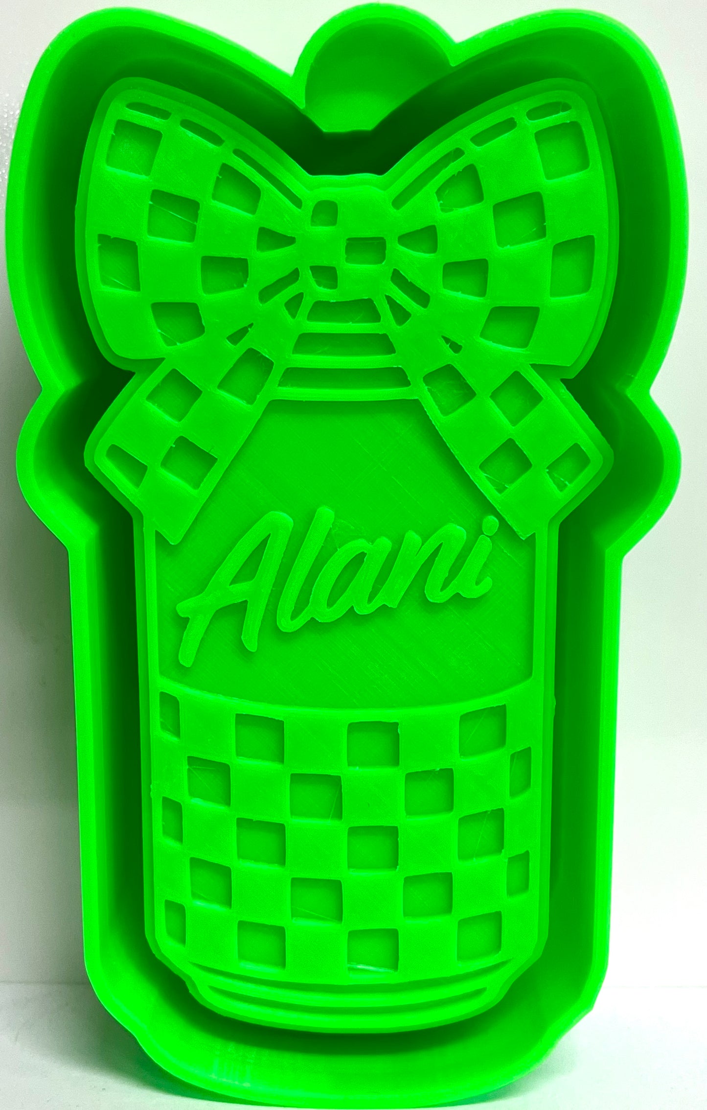 Checkered Hawaiian Energy Drink with Bow Mold