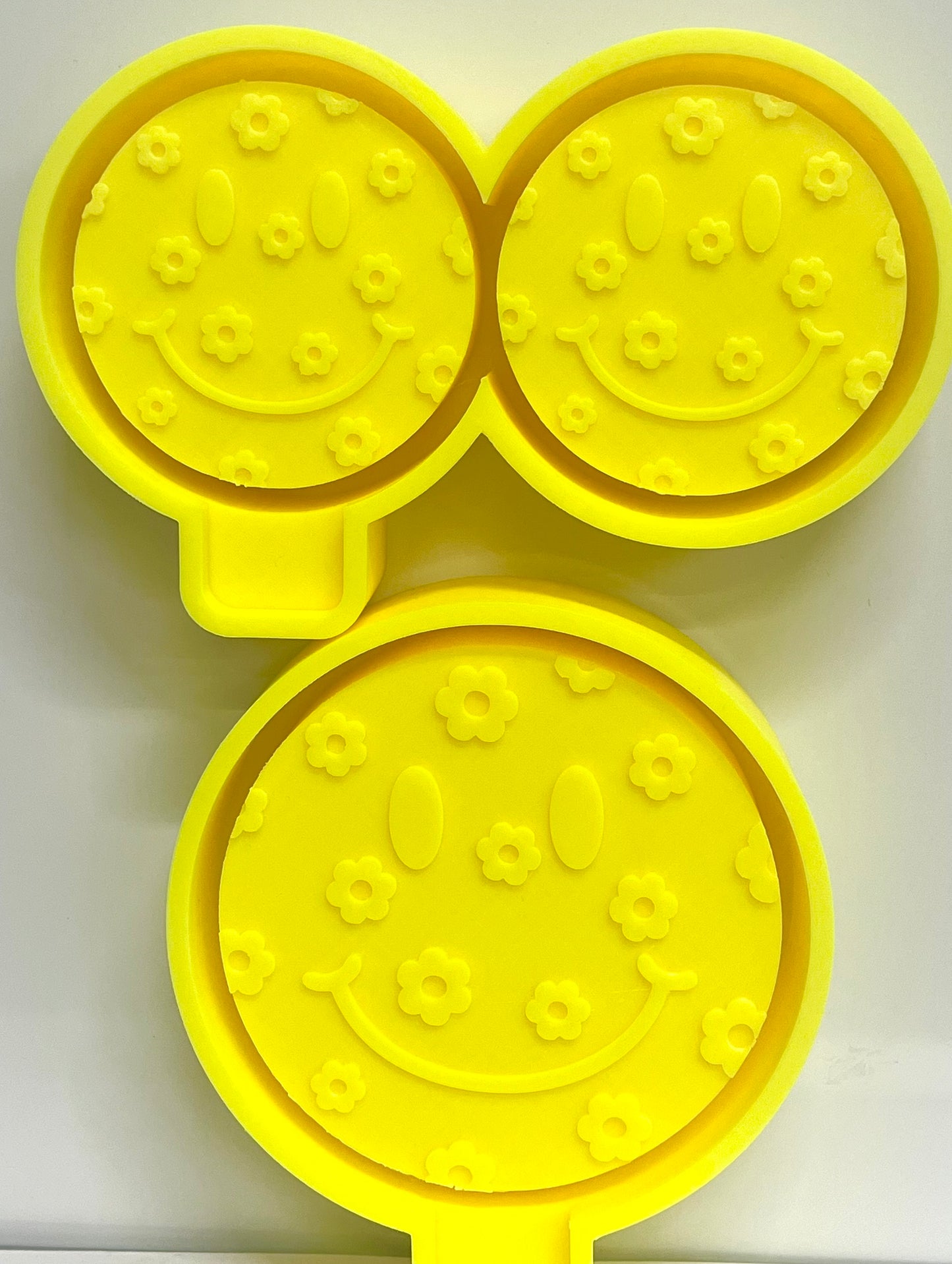 Flowery Smiley Face & Vent Clip Mold Set