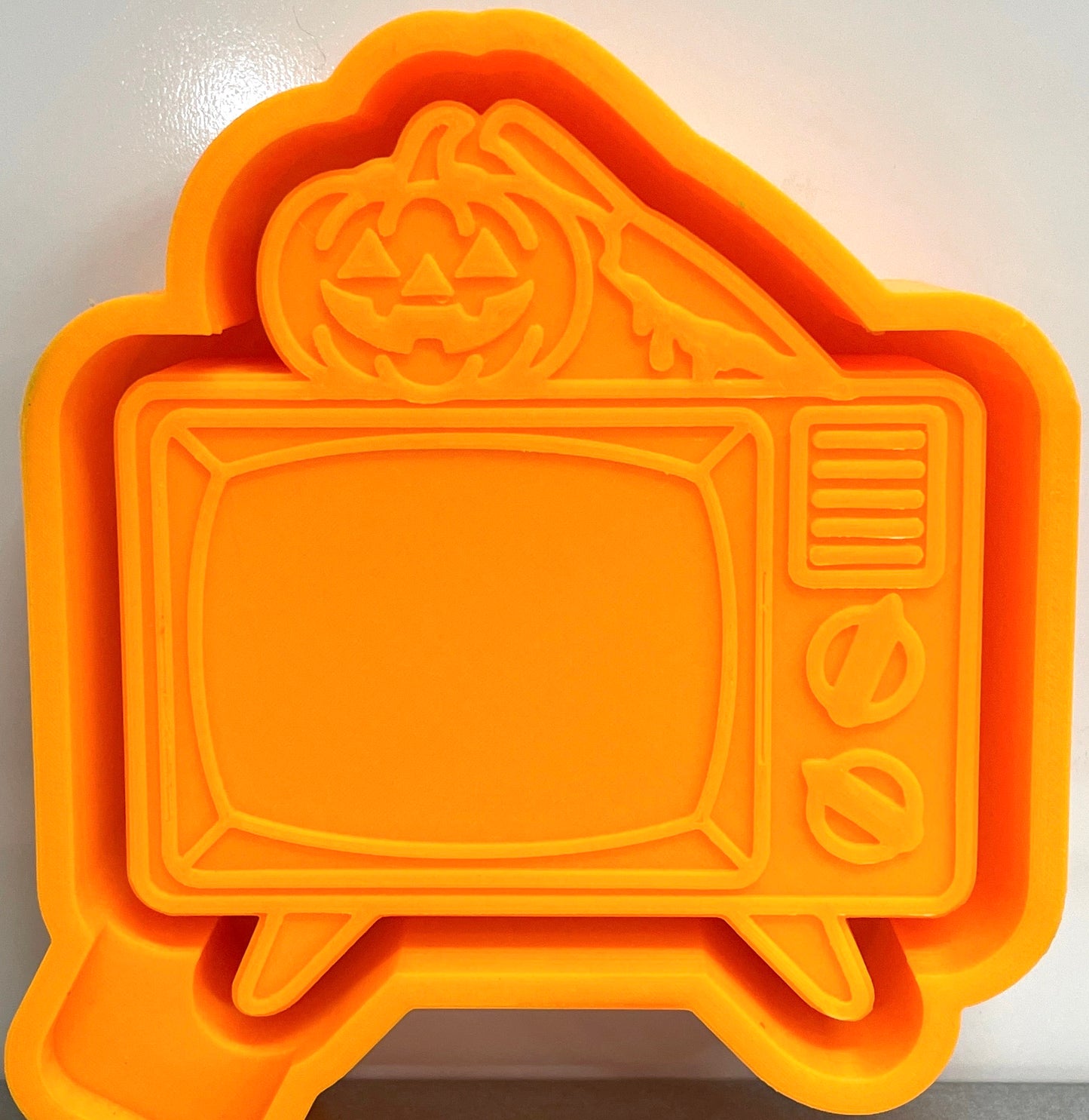 Halloween TV w/ Cardstock Option Mold