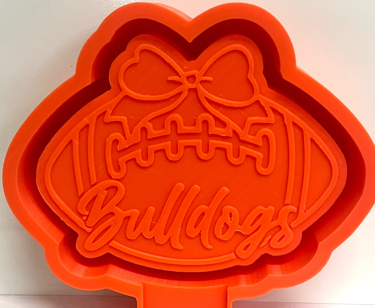 Bulldogs Football Team with Bow Mold