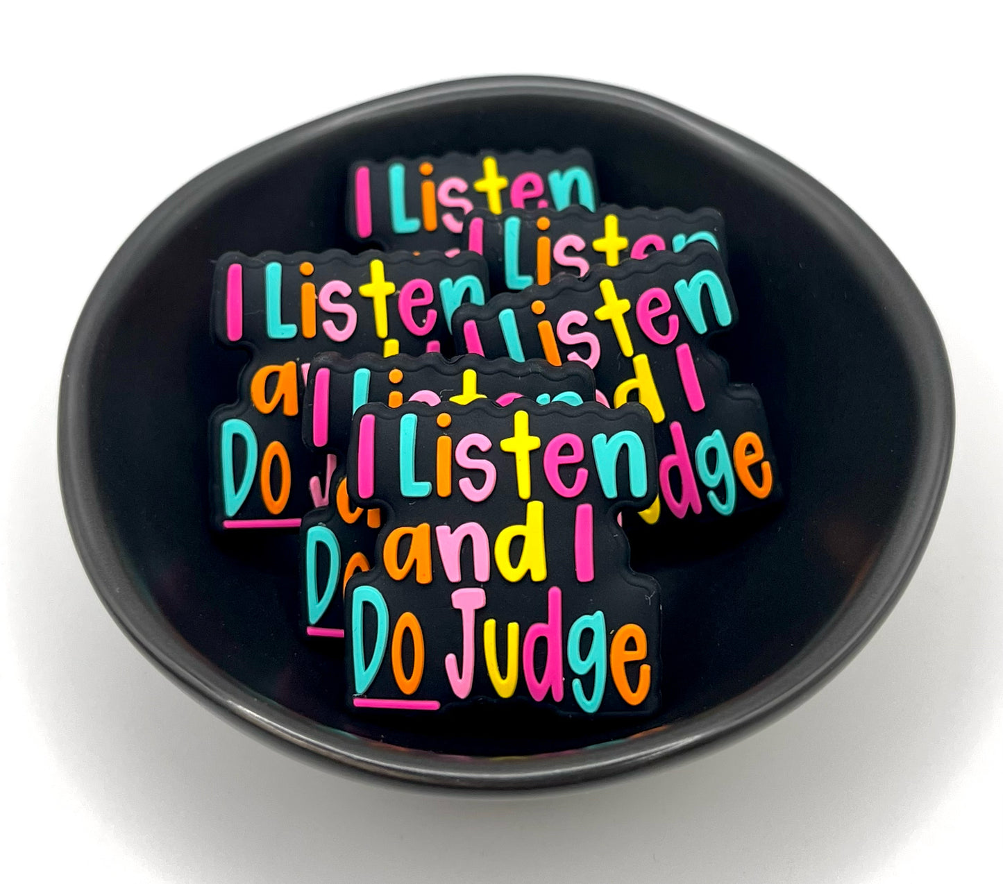 I Listen And I Do Judge Focal Bead